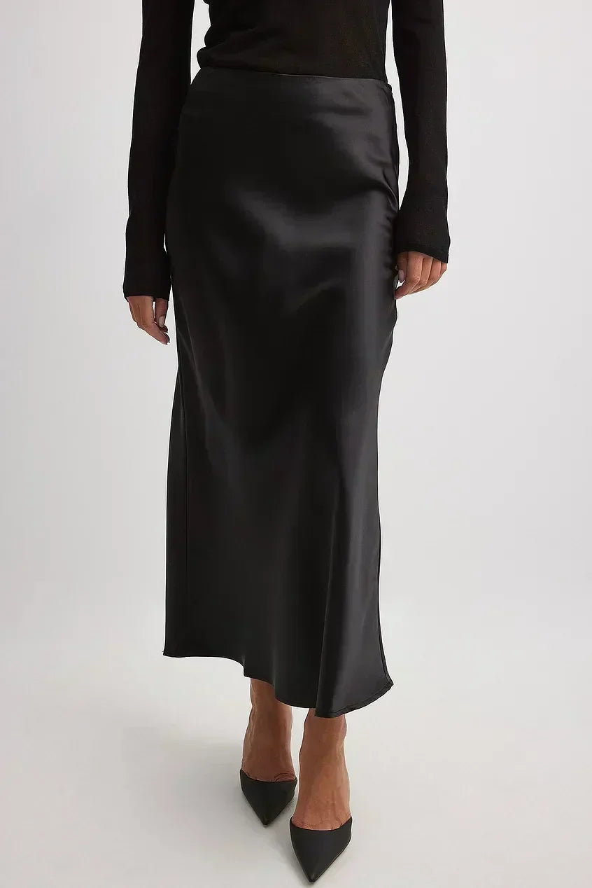 Black straight midi skirt - Lana Fiorelli