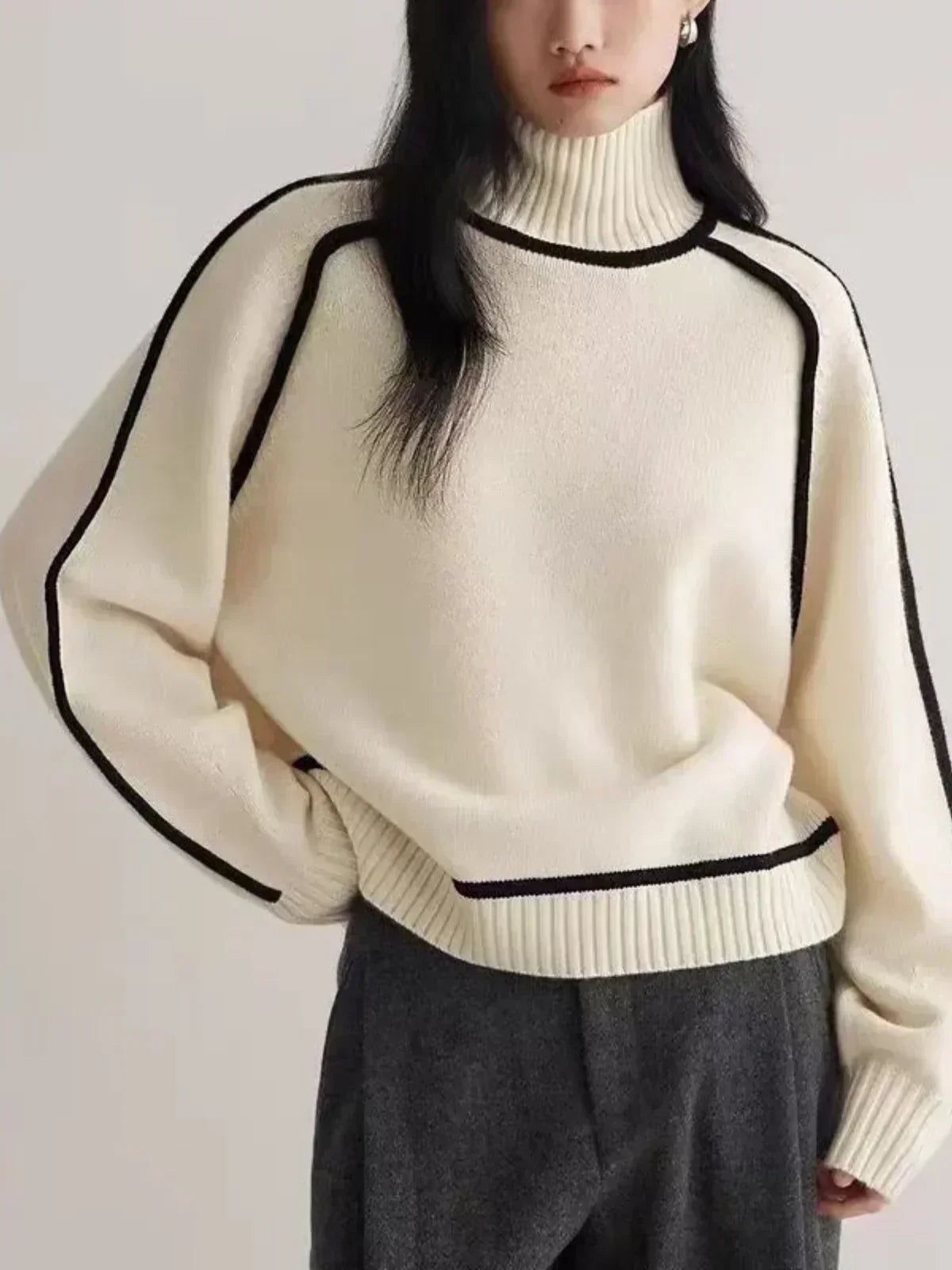 White contrast piping turtleneck sweater - Lana Fiorelli