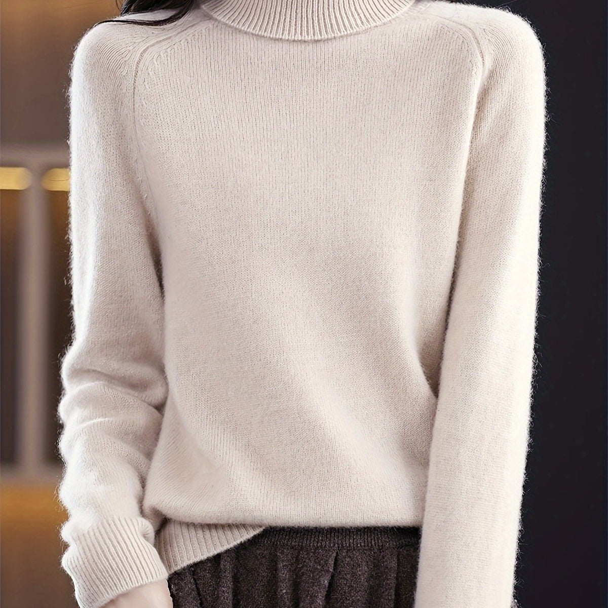 Base Layer Sweater detail - Lana Fiorelli