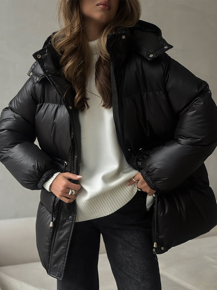Black puffer jacket hood detail - Lana Fiorelli