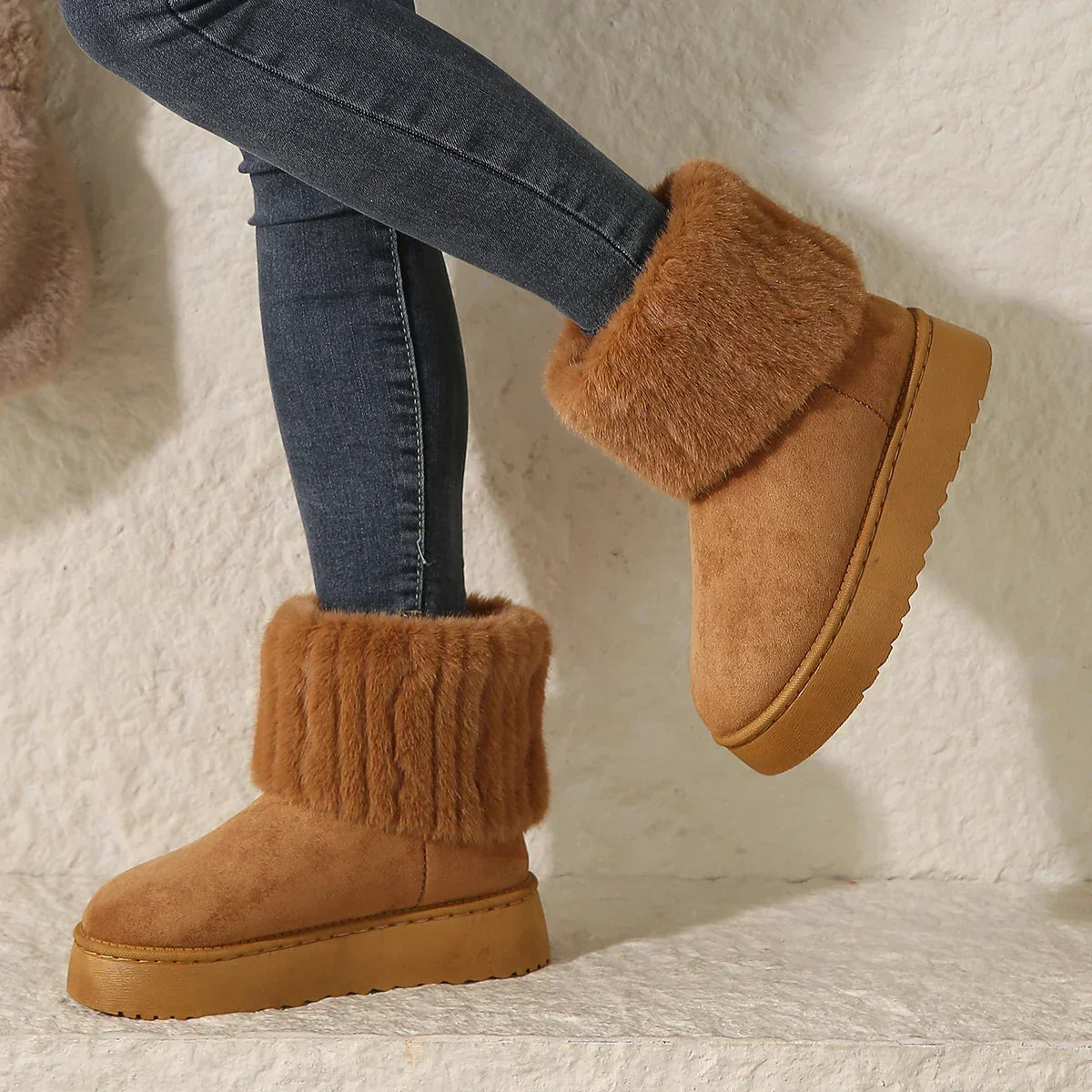 Women's plush lined winter boots - Lana Fiorelli