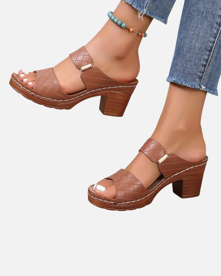 Sandals - Lana Fiorelli