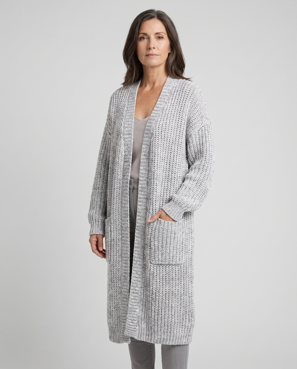 Cardigan Donna Girocollo con Tasche in Maglia per l'Autunno
