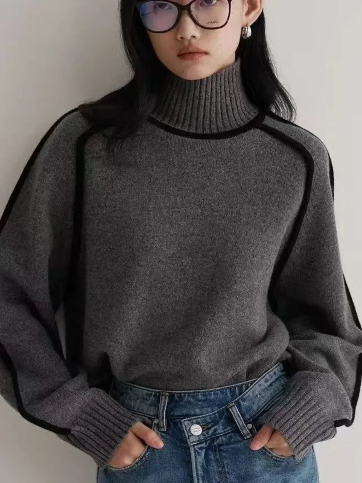 Grey contrast trim turtleneck sweater - Lana Fiorelli