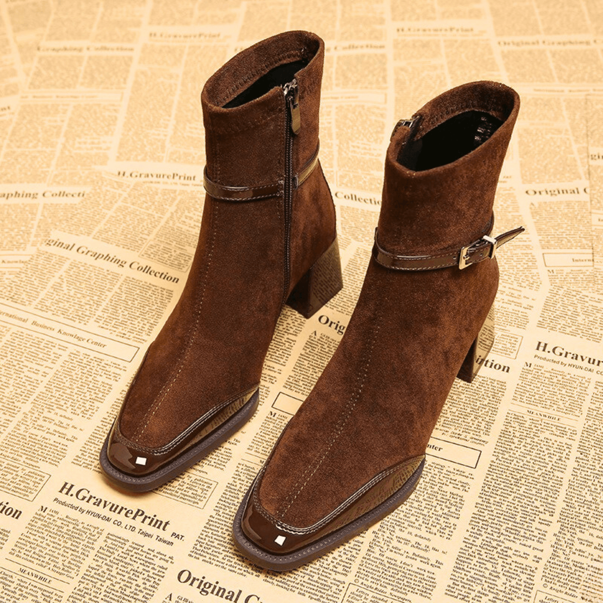 Navy square toe buckle shoes - Lana Fiorelli