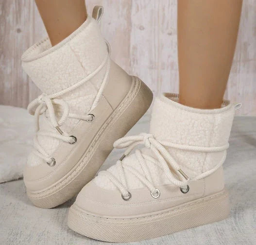 White winter snow boots - Lana Fiorelli